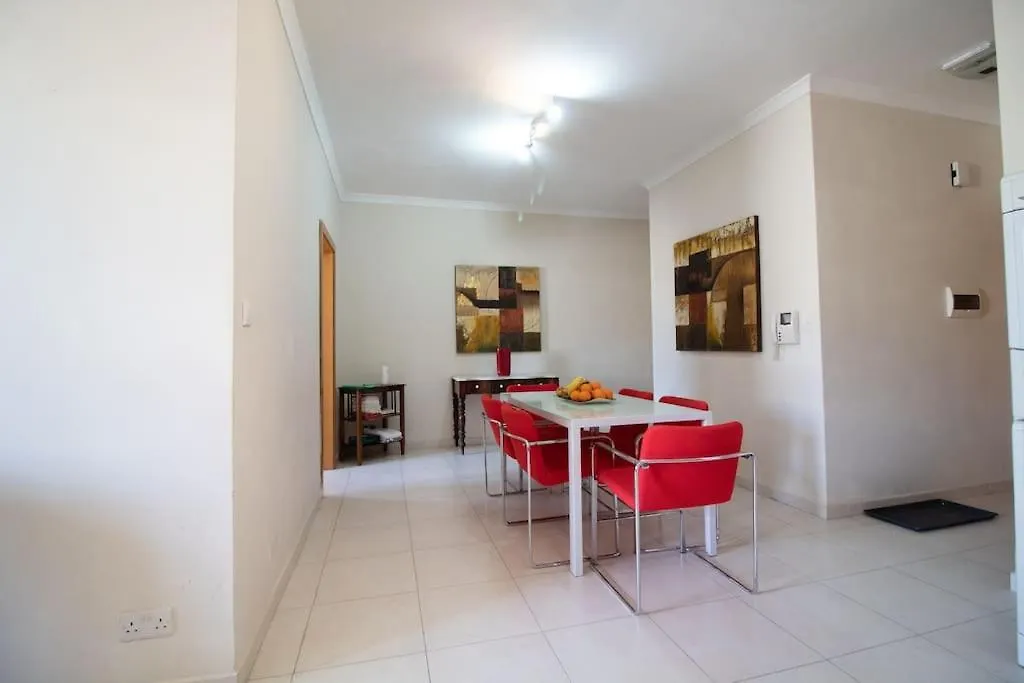 Modern Apt In The Heart Of Maltese Nightlife سانت جوليان شقة